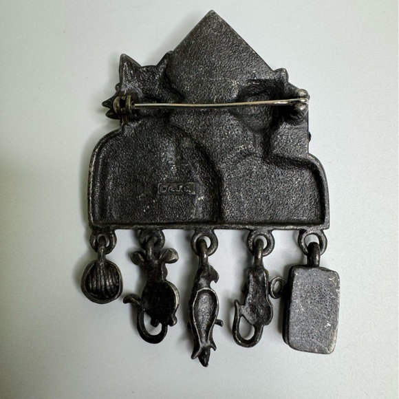 AJC Gothic Cat Brooch with Charms Farming Couple Silver Pewter Pin Vintage - Picture 5 of 10